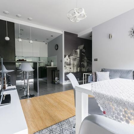 Апартаменты Pohulanka Luxury Гданьск Экстерьер фото